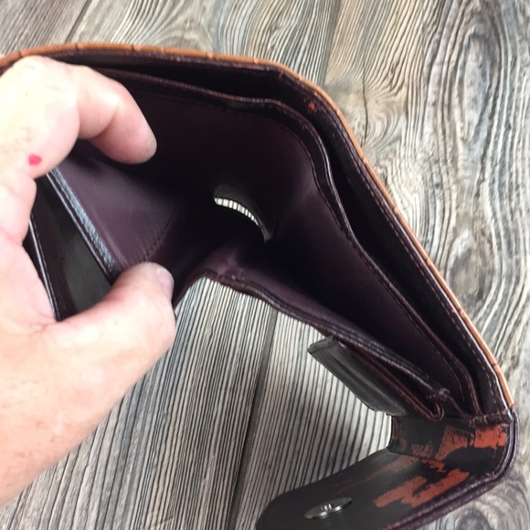 Beautiful 100% Leather Women’s Wallet New WOT - Picture 7 of 8